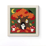 Punch Needle Halloween Arbre Habité : tableau brodé terminé sur son cadre