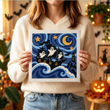 Tableau punch needle bateau fantôme tenu en main pour montrer sa taille