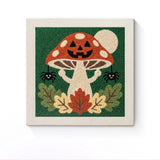 Punch Needle Halloween Champignon Rieur : tableau brodé terminé sur son cadre