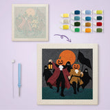 Toile imprimée numérotée posée à côté du tableau punch needle cortège terminé