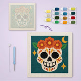 Toile imprimée numérotée et tableau punch needle crâne couronné de fleurs une fois brodé