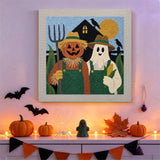 Tableau punch needle fermiers hantés accroché au mur dans une déco d'Halloween