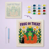Toile imprimée numérotée à côté du tableau punch needle grenouille couronnée terminé