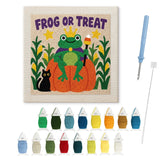 Contenu du kit punch needle grenouille roi : toile sur cadre, aiguilles et fils de laine