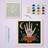 Toile imprimée numérotée et tableau punch needle main voyante terminé