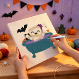 Broderie punch needle en cours sur la toile de la momie et de la baignoire bleue