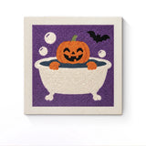 Punch Needle Halloween Potiron au Bain : tableau brodé terminé sur son cadre