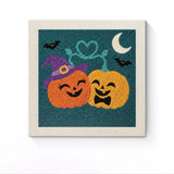 Punch Needle Halloween Potirons Câlins : tableau brodé terminé sur son cadre