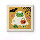 Punch Needle Halloween Rainette Fantôme : tableau brodé terminé sur son cadre