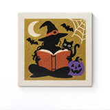 Punch Needle Halloween Sorcière Liseuse : tableau brodé terminé sur son cadre