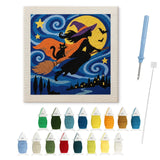 Contenu du kit punch needle sorcière lune : toile sur cadre, aiguilles et fils de laine