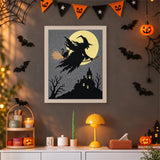 Tableau punch needle sorcière au manoir accroché au mur dans une déco d'Halloween